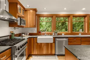 23415 NE 73rd St, Redmond, WA 98053 - Photo 8