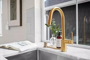 2815 E Denny Way, Seattle, WA 98122 - Photo 10