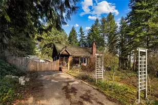 2552 NE 168th St, Lake Forest Park, WA 98155 - Photo 6