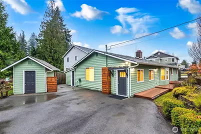 12432 27th Place W #2, Everett, WA 98204 - Photo 4