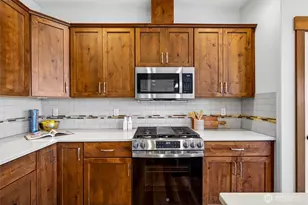 1806 40th Ct, Anacortes, WA 98221 - Photo 12