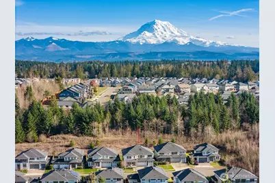 13241 181st Avenue Ct E, Bonney Lake, WA 98391 - Photo 2
