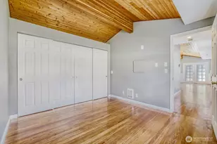 2405 63rd Ave SE, Mercer Island, WA 98040 - Photo 8