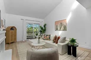 12303 SE 60th St, Bellevue, WA 98006 - Photo 2