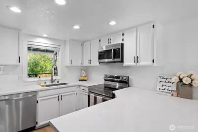12303 SE 60th Street #3A, Bellevue, WA 98006 - Photo 10
