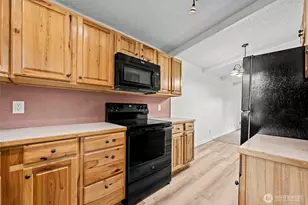 691 Pearl Pl, Bremerton, WA 98310 - Photo 10