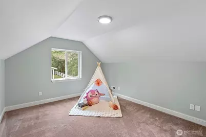 8180 NE West Port Madison Road, Bainbridge Island, WA 98110 - Photo 28
