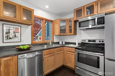 1816 East Jefferson Street #B, Seattle, WA 98122 - Photo 10