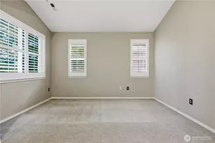 18676 NE 56th Ct, Redmond, WA 98052 - Photo 16