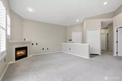 18676 NE 56th Court, Redmond, WA 98052 - Photo 4