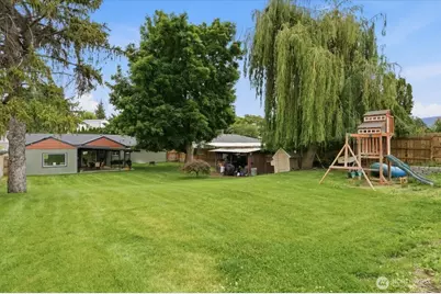 348 N Kentucky Avenue, East Wenatchee, WA 98802 - Photo 12