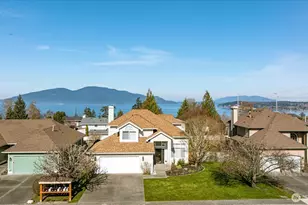 3608 W 4th St, Anacortes, WA 98221 - Photo 2