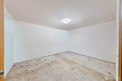 671 Edmonds Road, Coupeville, WA 98239 - Photo 34