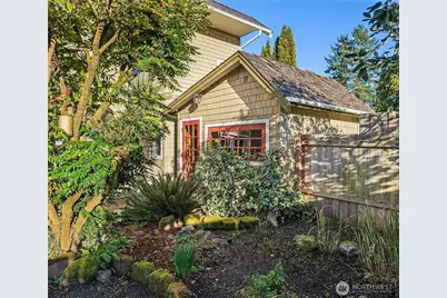 9722 SW Windmill Street, Vashon, WA 98070 - Photo 10