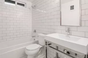 340 SE Clark St, Issaquah, WA 98027 - Photo 14