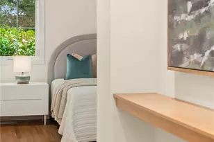 10617 SE 18th St, Bellevue, WA 98004 - Photo 18