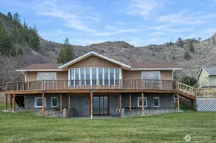 9C Rose St, Oroville, WA 98844 - Photo 1