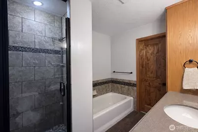 9 C Rose Street, Oroville, WA 98844 - Photo 18