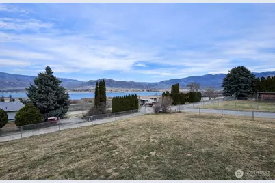 9 C Rose Street, Oroville, WA 98844 - Photo 4