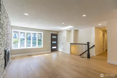 6832 122nd Avenue NE, Kirkland, WA 98033 - Photo 4