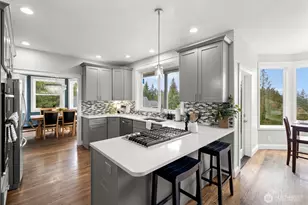 9916 NW Dishman Rd, Bremerton, WA 98312 - Photo 6