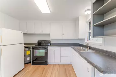 6416 NE 181st Street, Kenmore, WA 98028 - Photo 10