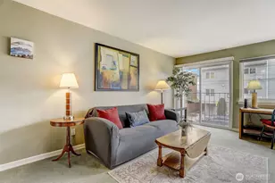 403 E Thomas St, Seattle, WA 98102 - Photo 14