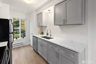 5620 200th Street SW, Lynnwood, WA 98036 - Photo 6