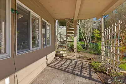 612 Elm Place, Edmonds, WA 98020 - Photo 28