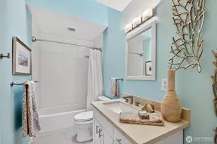 6730 NE 202nd St, Kenmore, WA 98028 - Photo 16