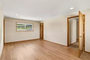 704 Flintstone Dr, Camano Island, WA 98282 - Photo 12