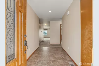 704 Flintstone Drive, Camano Island, WA 98282 - Photo 4