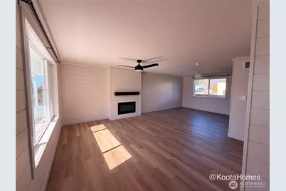 1215 Skagit Street #A, Mount Vernon, WA 98273 - Photo 4