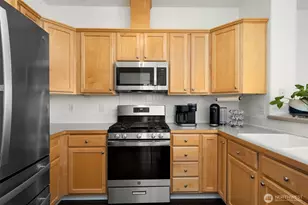 8500 Main St, Edmonds, WA 98026 - Photo 8
