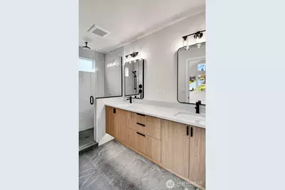 4100 37th Avenue SW, Seattle, WA 98126 - Photo 10