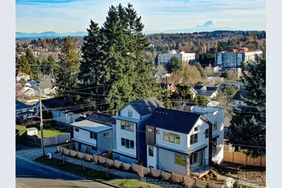 4100 37th Avenue SW, Seattle, WA 98126 - Photo 2