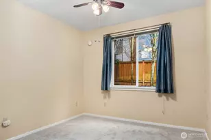 4325 NE 5th Ct, Renton, WA 98059 - Photo 12