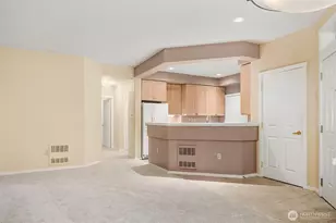 4325 NE 5th Ct, Renton, WA 98059 - Photo 6