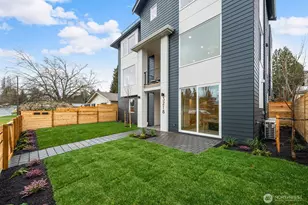 3218 47th Ave SW, Seattle, WA 98116 - Photo 32