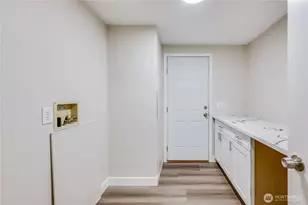 160 E Barnsby Pl, Shelton, WA 98584 - Photo 12