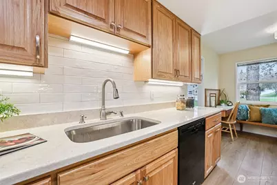 22563 SE 42nd Terrace #2212, Issaquah, WA 98029 - Photo 14