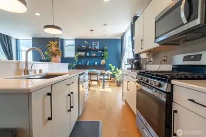 4825 S Othello Street, Seattle, WA 98118 - Photo 8