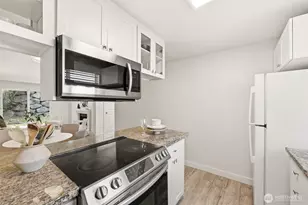 14222 NE 181st Pl, Woodinville, WA 98072 - Photo 10