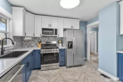 208 Harrison Street, Sumas, WA 98295 - Photo 10