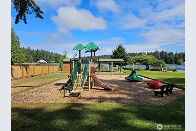 9325 123rd Avenue, Anderson Island, WA 98303 - Photo 10