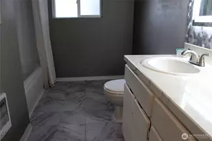 12020 79th Ave S, Seattle, WA 98178 - Photo 8