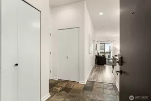 1323 Boren Ave, Seattle, WA 98101 - Photo 18