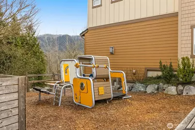 1000 Cabin Creek Lane SW #D304, Issaquah, WA 98027 - Photo 24