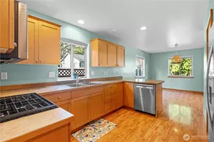 3025 Pine Ln, Sedro Woolley, WA 98284 - Photo 8