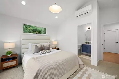 3214 47th Avenue SW, Seattle, WA 98116 - Photo 14